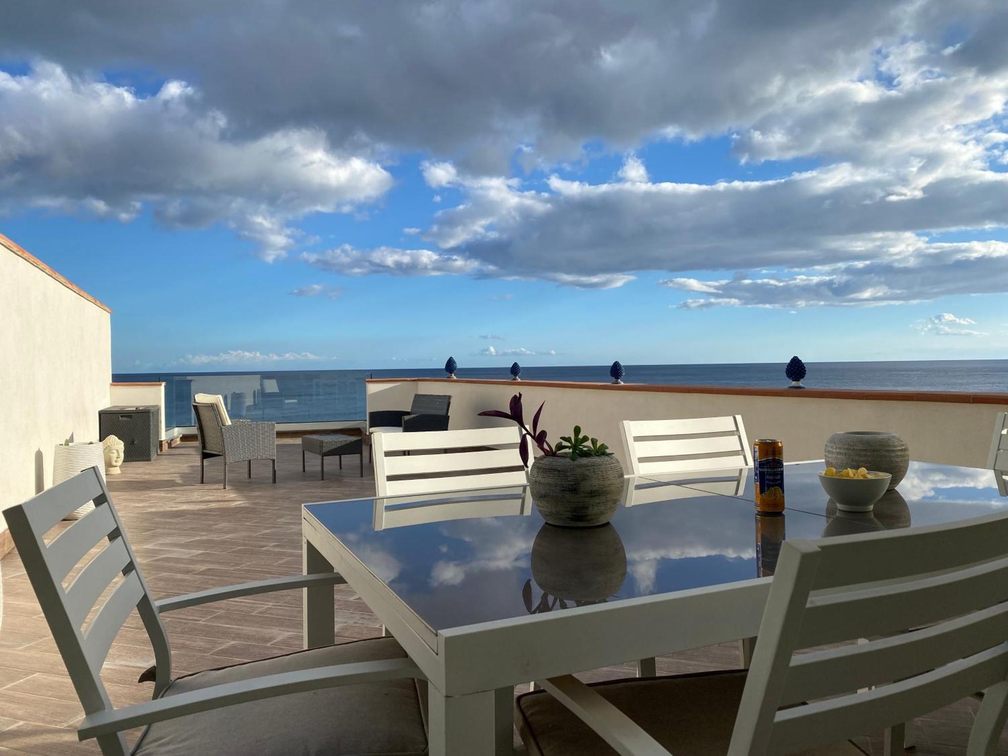 Beach Penthouse Marisol 2Floors, Central Letojanni Εξωτερικό φωτογραφία